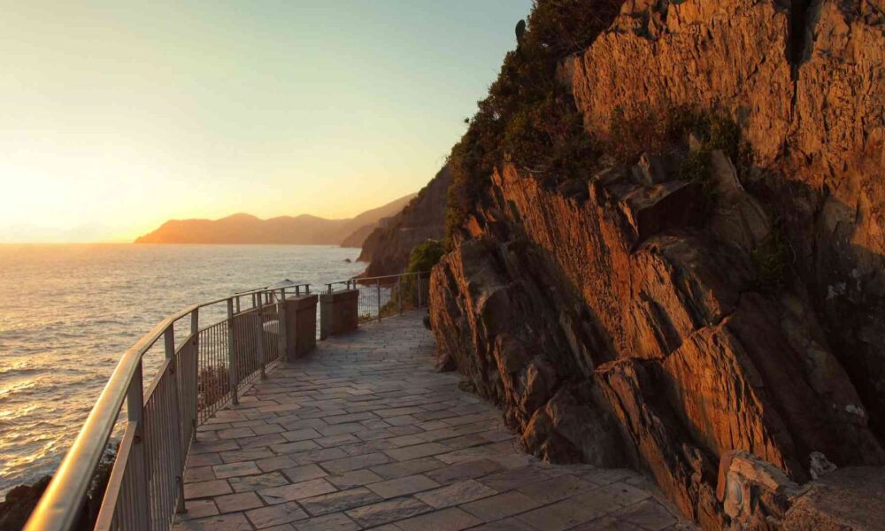 via dell'amore liguria